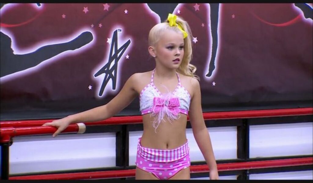 JoJo Siwa Physical Attributes